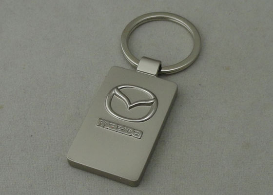 3D آلیاژ روی در Keychain مه آلود آبکاری نقره ای برای کلید های زنجیره ای اتومبیل
